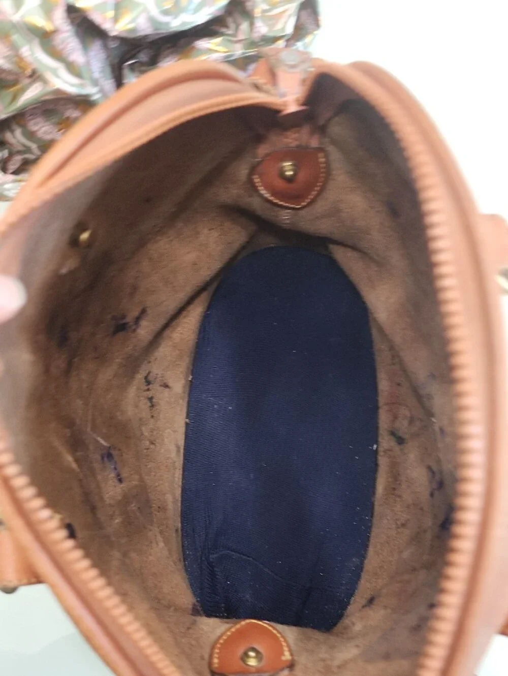 Dooney & Bourke  Chestnut Brown Pebbled Leather Satchel All Weather. No Tag